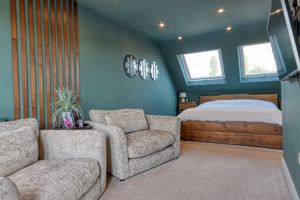 Photo 19- click for photo gallery